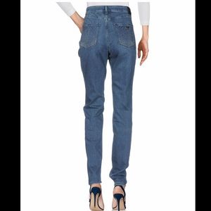 Armani Jeans sz 27 BRAND NEW